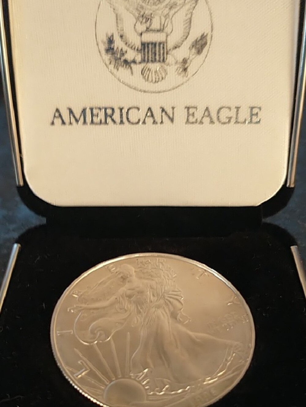 1996 American Eagle & walking lady in velour box with silver eagle crest